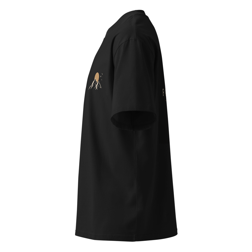 Focus Mountain Graphic T-Shirt | Minimalist outfit thumbnail 4