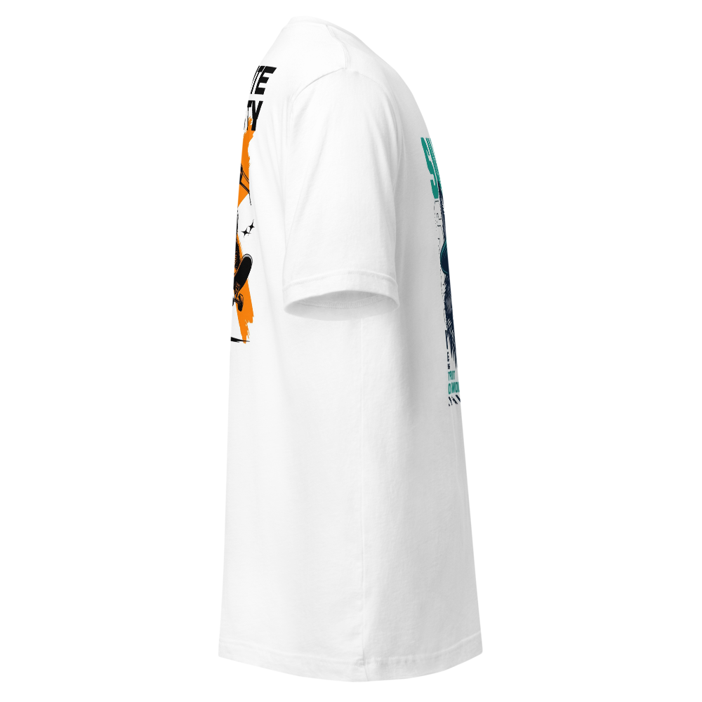 Savage Wolf Graphic Unisex T-Shirt thumbnail 3