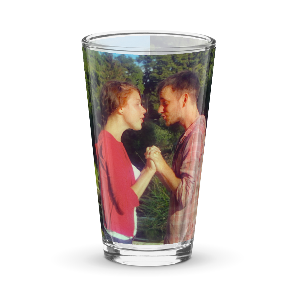 TOM and MARIA Glass