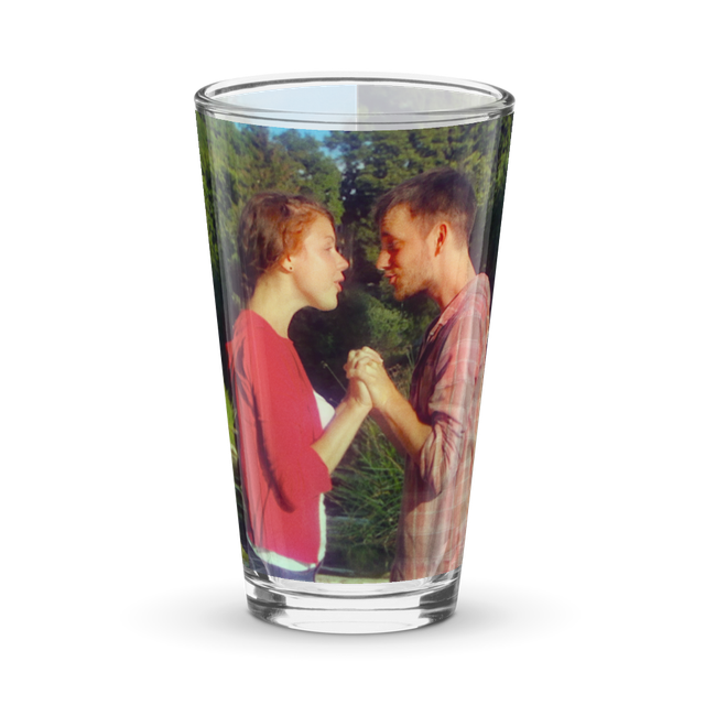 TOM and MARIA Glass