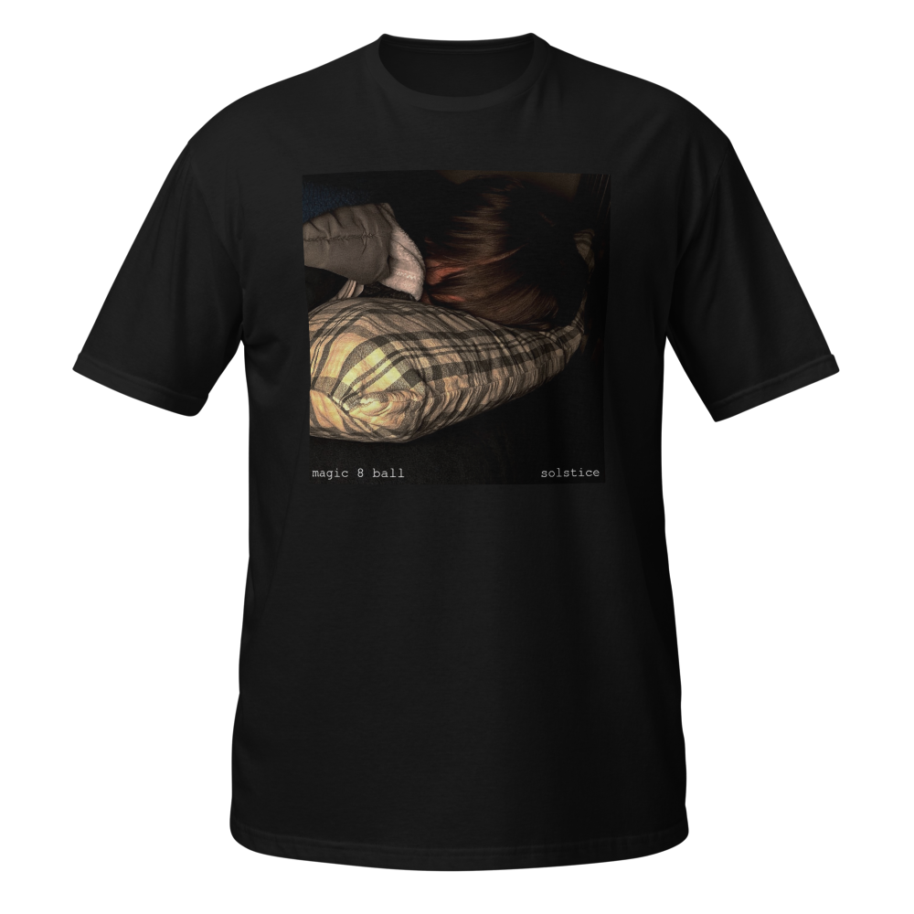magic8ball Tee