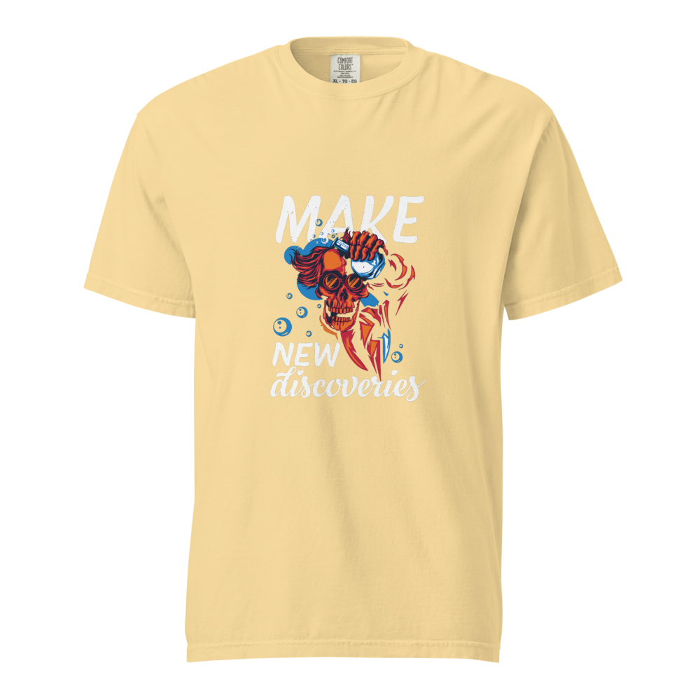 Make New Discoveries Skull Graphic T-Shirt